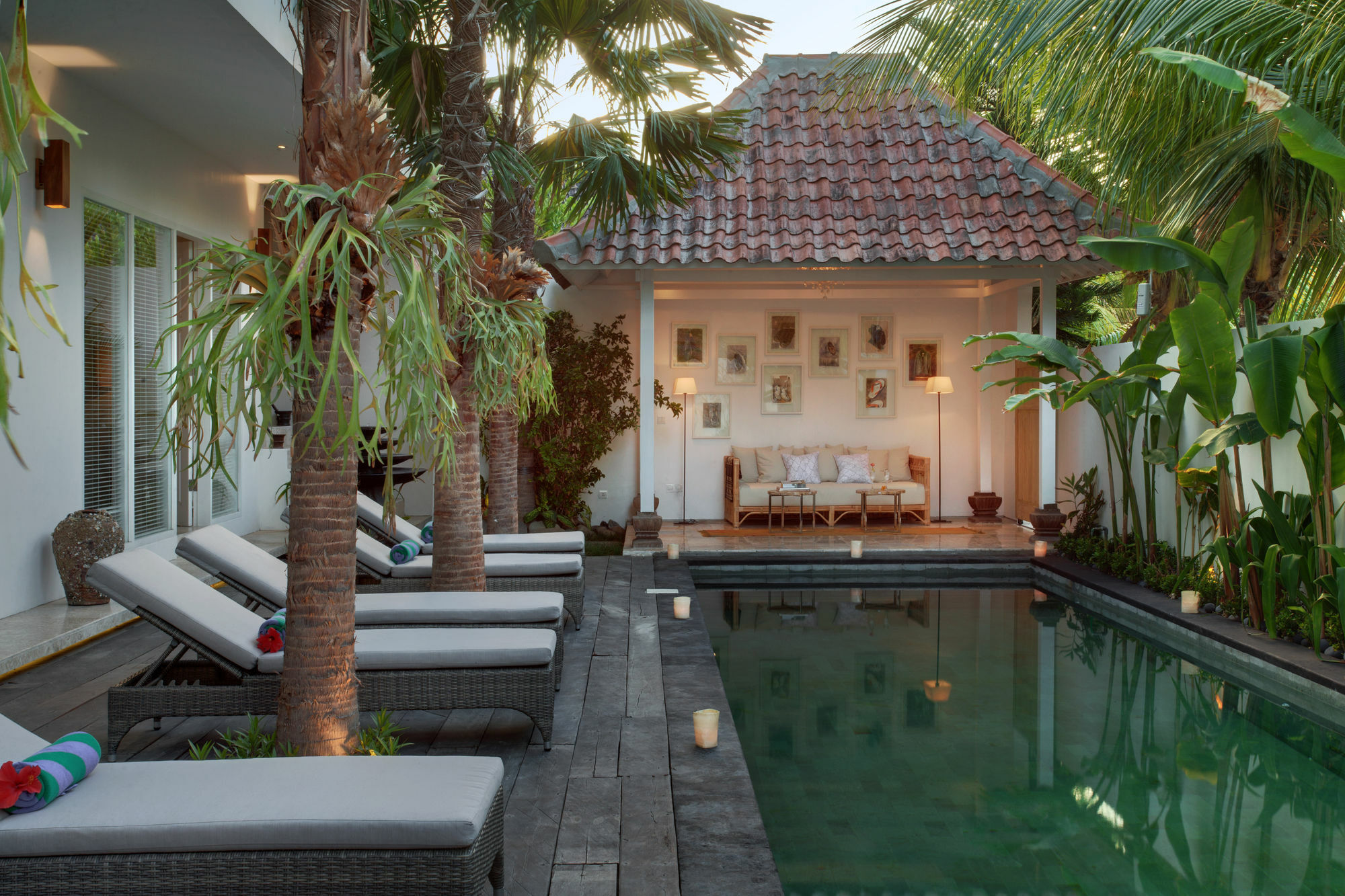 Room & Vespa 4 Seminyak  Exterior photo